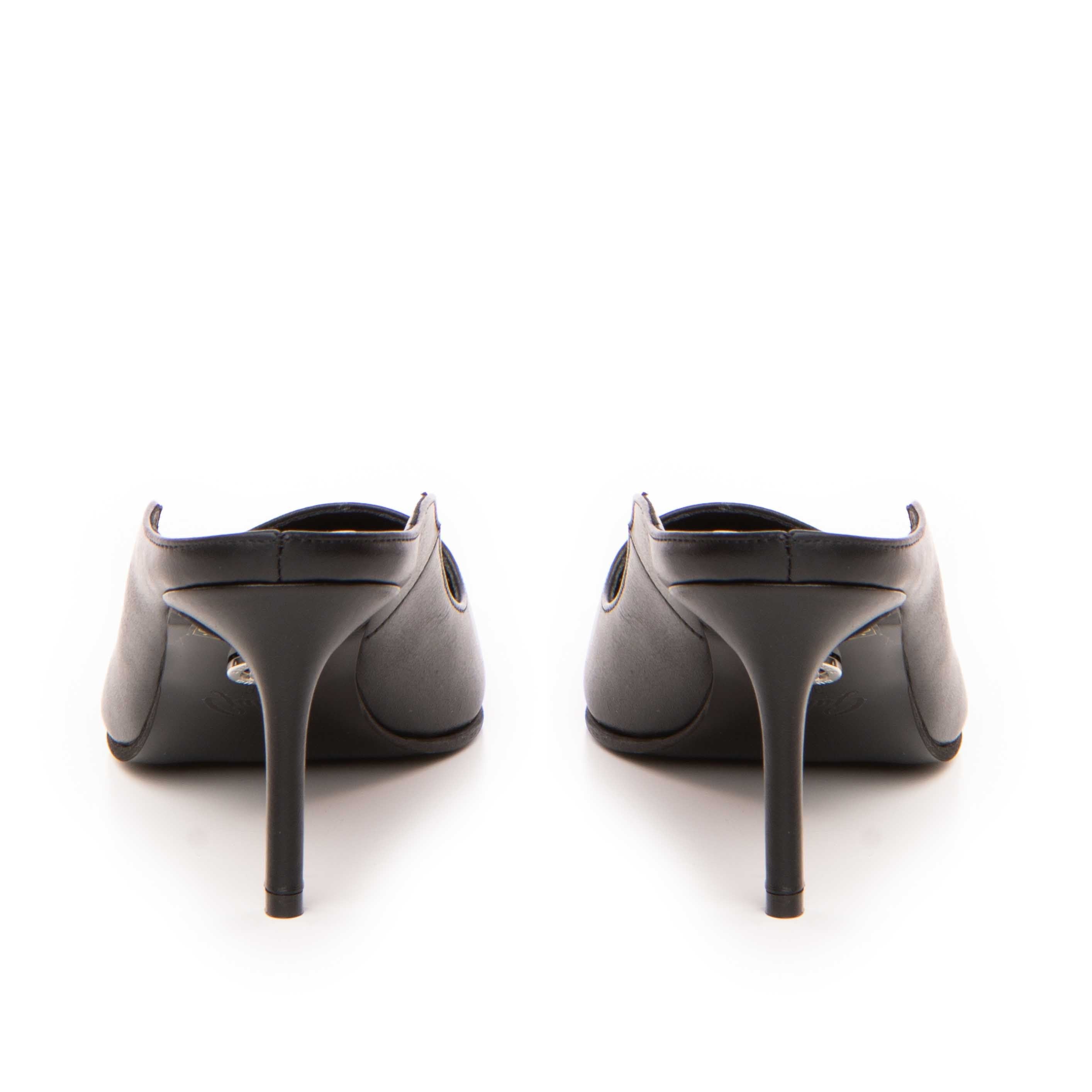 Saboti dama Guban model 1471 piele nappa negru